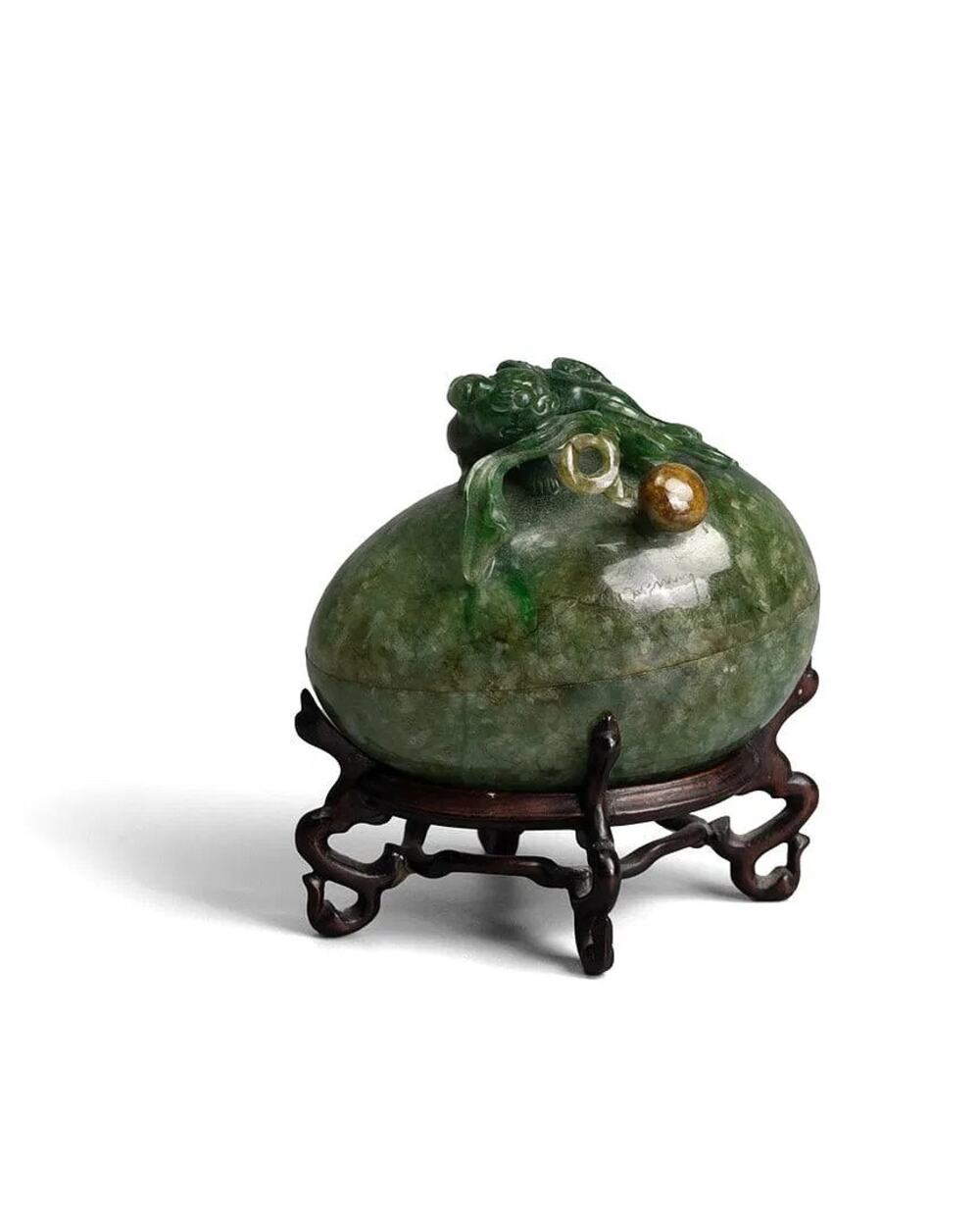 Qing Dynasty Fine Chinese Jadeite Container with Pixiu on Lid